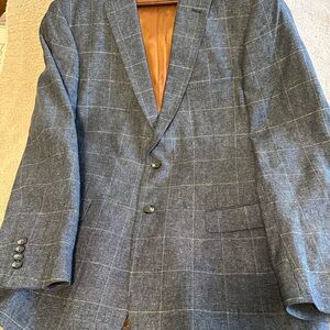 Men's Gray Checkered Blazer